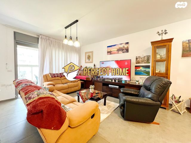 דירה, אהבת אדם, שרונה, כפר יונה