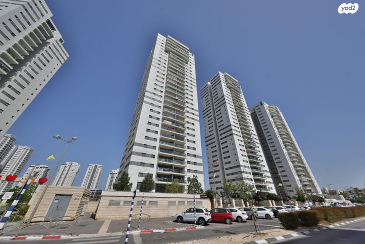 דירה, עפרה חזה 6, משכנות האומנים, קרית מוצקין