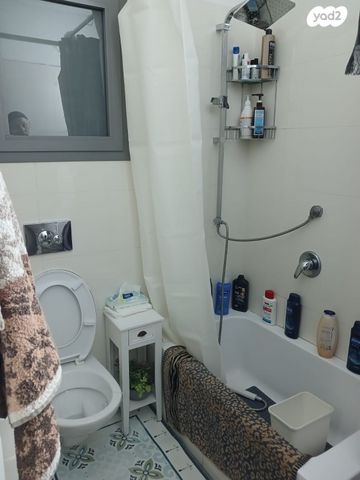 דופלקס, ישראל בן ציון, בת ים