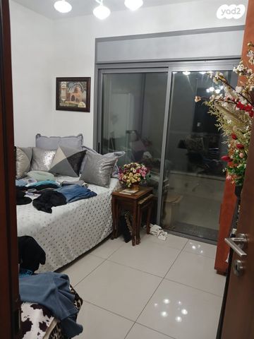 דופלקס, ישראל בן ציון, בת ים