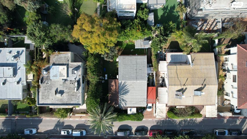 מגרשים, רמת חן, רמת גן