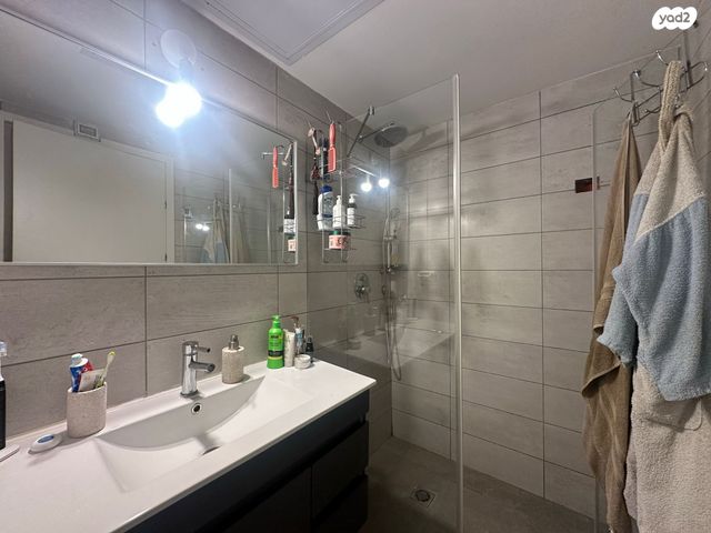 דירת גן, החלוצים, תל אביב יפו