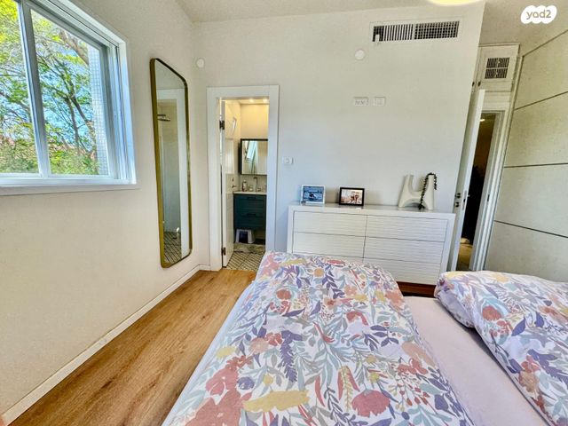 דירה, רעננה