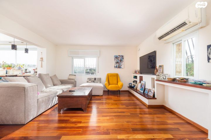 דירה, שלמה בן יוסף 131, ארמון הנציב, תלפיות מזרח, ירושלים