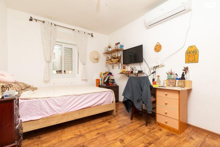 דירה, שלמה בן יוסף 131, ארמון הנציב, תלפיות מזרח, ירושלים