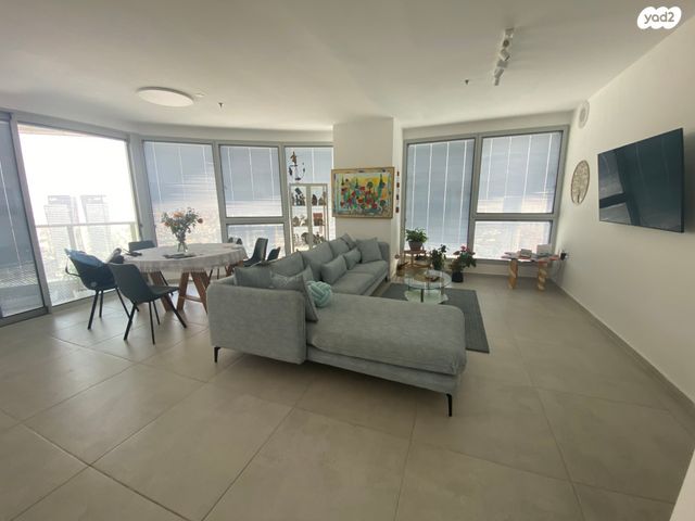 גרציאני יצחק 