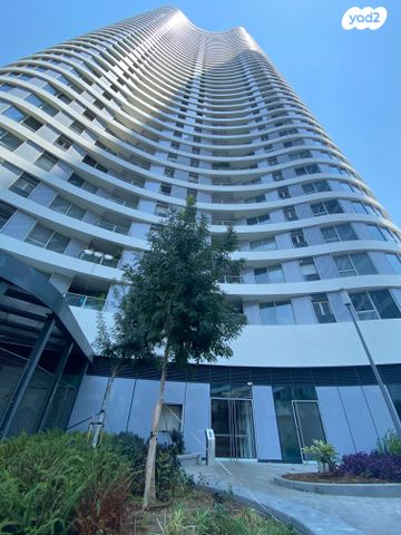 דירה, גרציאני יצחק, גני שרונה, קרית הממשלה, תל אביב יפו