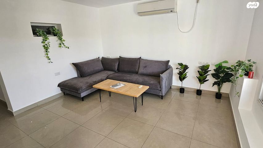 דירת גן, הנחושת 332, יעלים, אילת