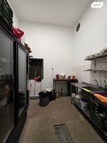 חנויות/ שטח מסחרי, הקונגרס 17, נווה שאנן, תל אביב יפו