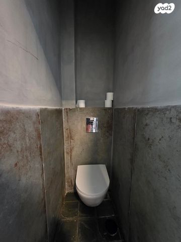 חנויות/ שטח מסחרי, הקונגרס 17, נווה שאנן, תל אביב יפו