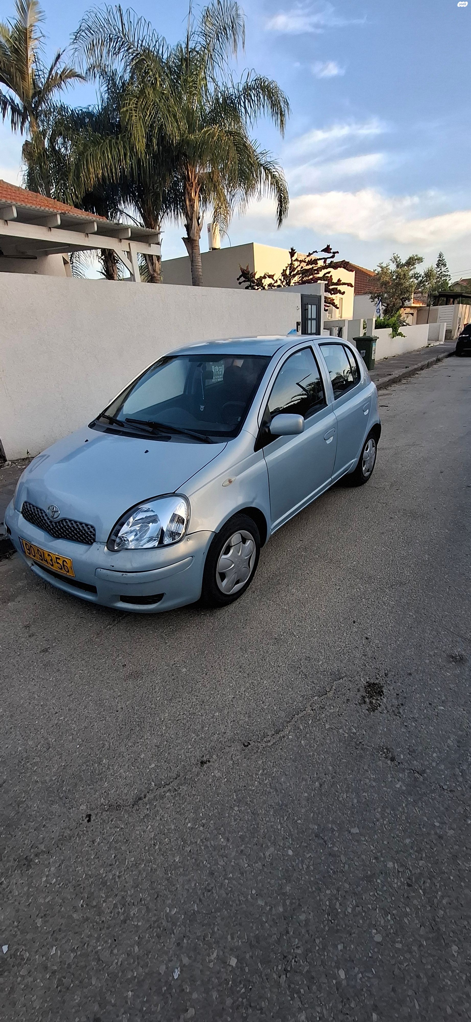 מודעת רכב טויוטה יאריס