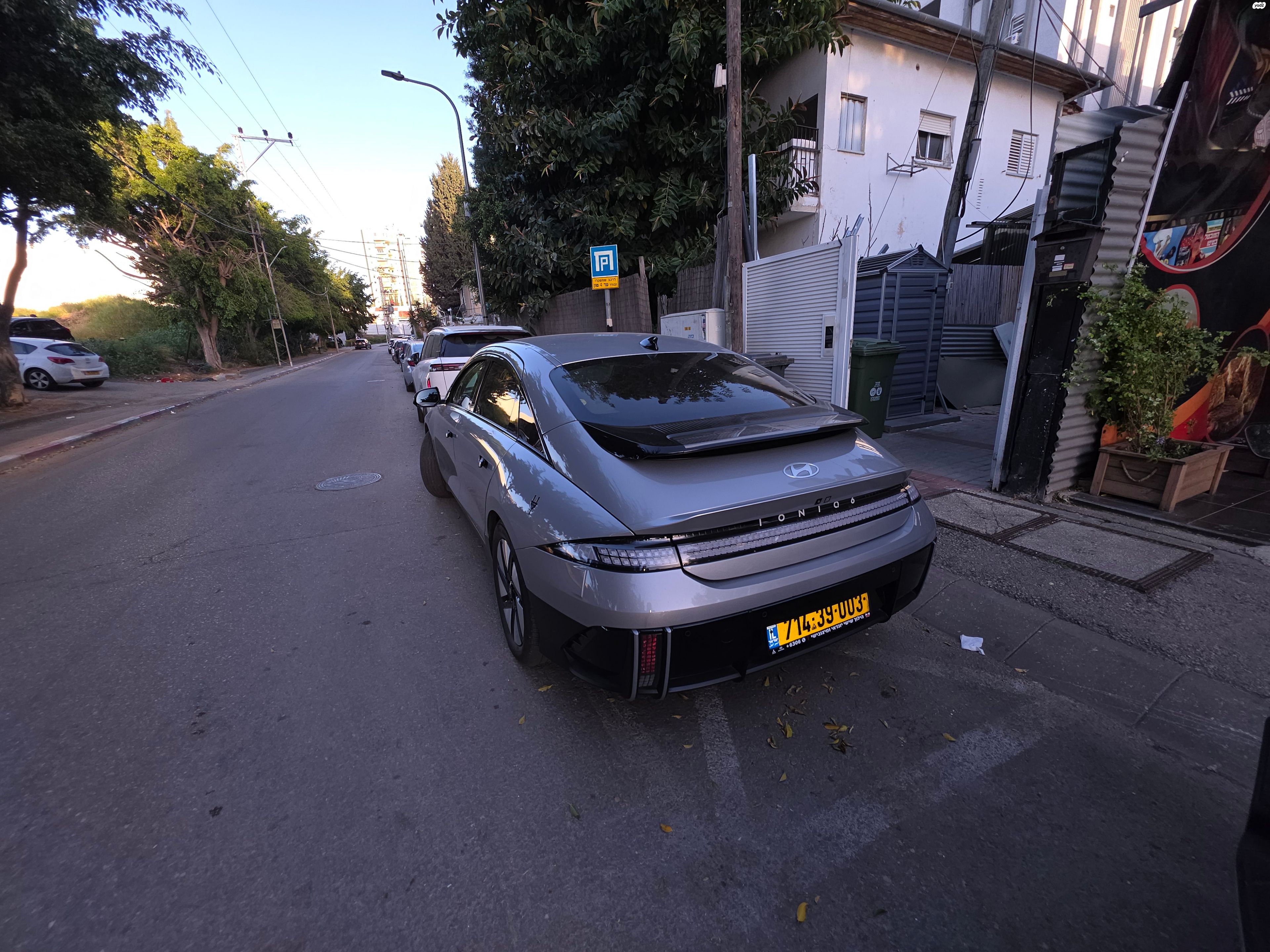 מודעת רכב יונדאי איוניק 6