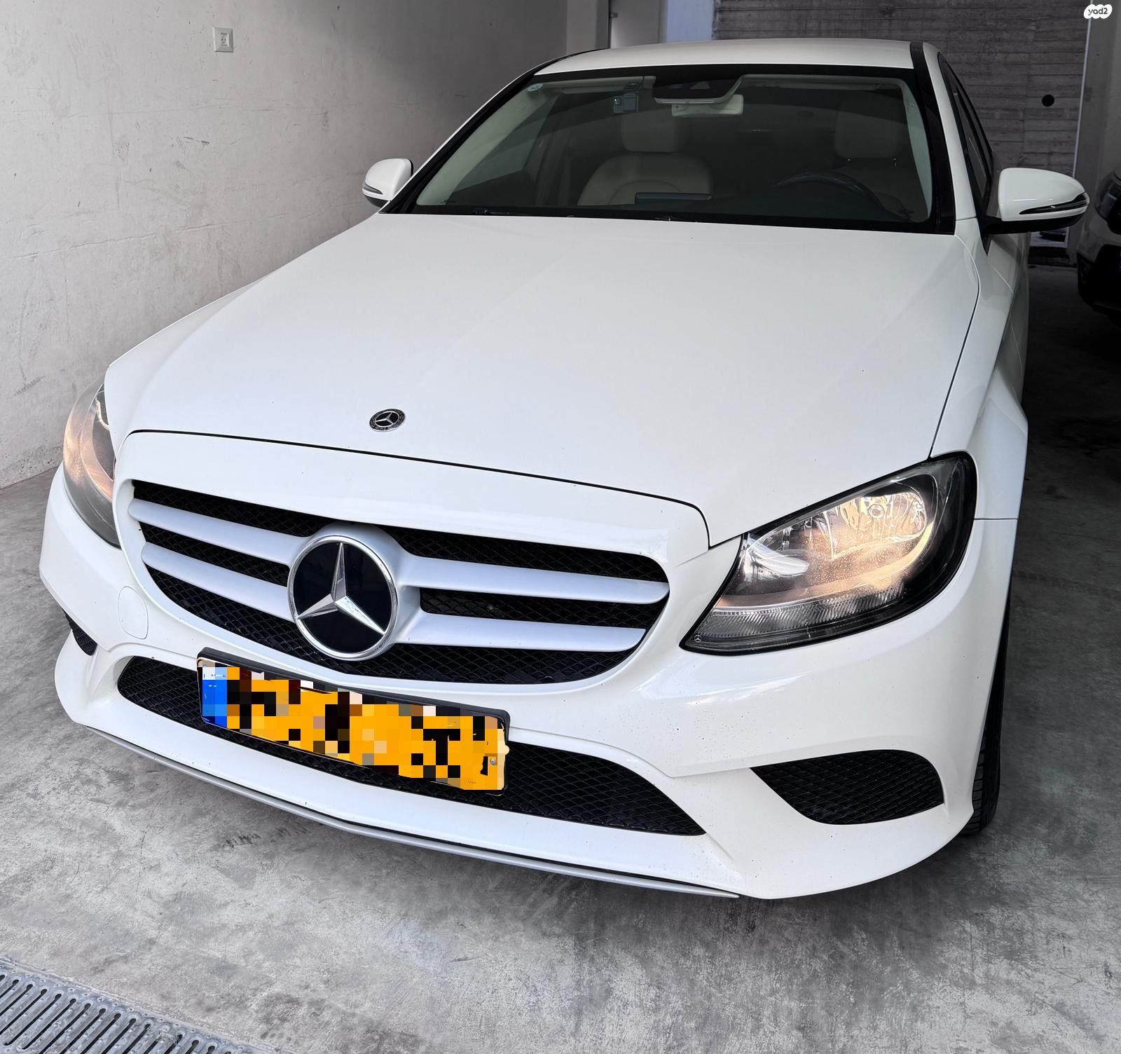 מודעת רכב מרצדס-בנץ C-class