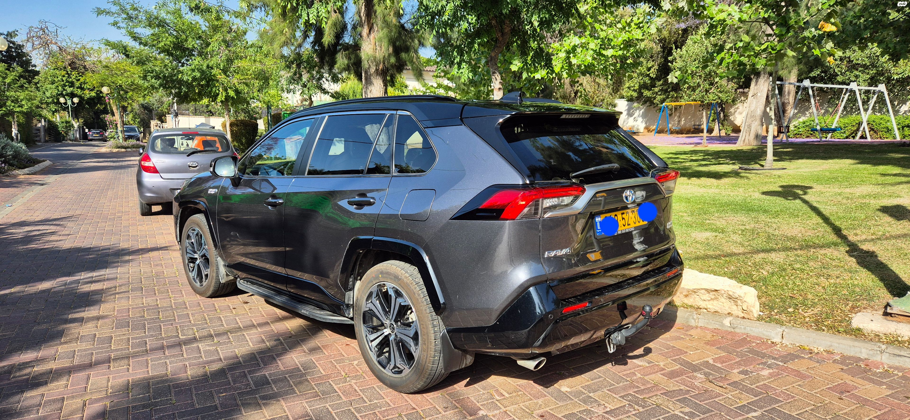 מודעת רכב טויוטה RAV4