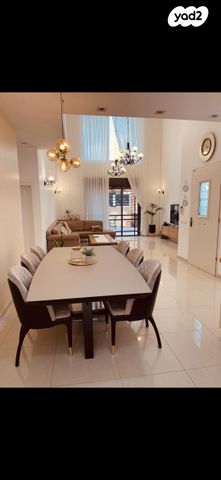 דו משפחתי, שלו 22, גבעת הסביונים, קרית מלאכי