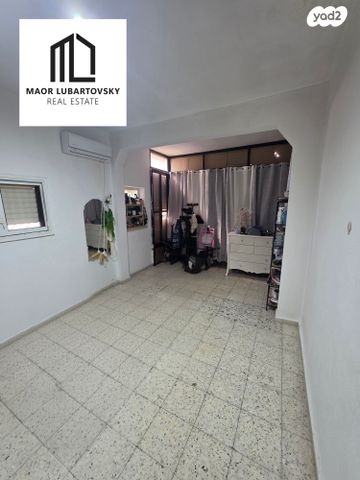 בית פרטי/ קוטג', שעריה, פתח תקווה