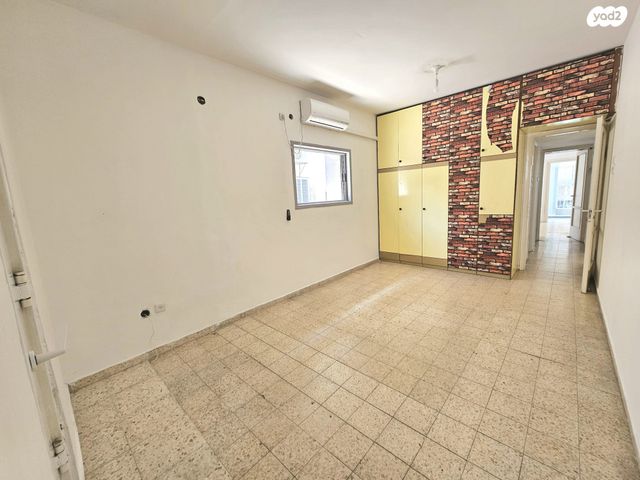 דירה, נווה יעקב 7, נגבה, רמת גן