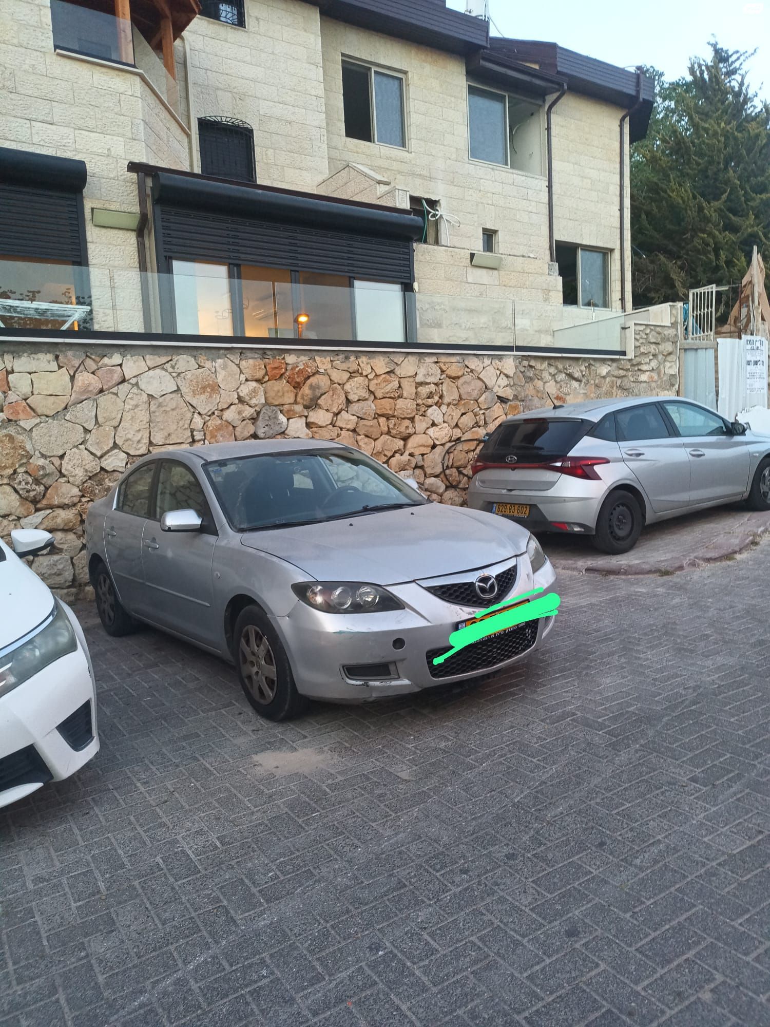 מודעת רכב מאזדה 3