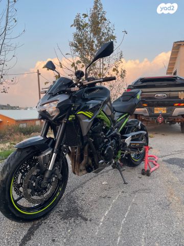 מודעת רכב קאוואסאקי Z900