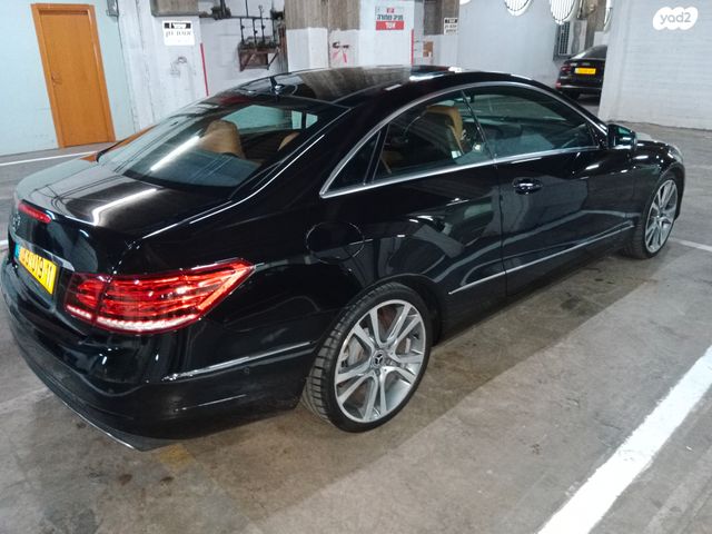 מודעת רכב מרצדס-בנץ E-class