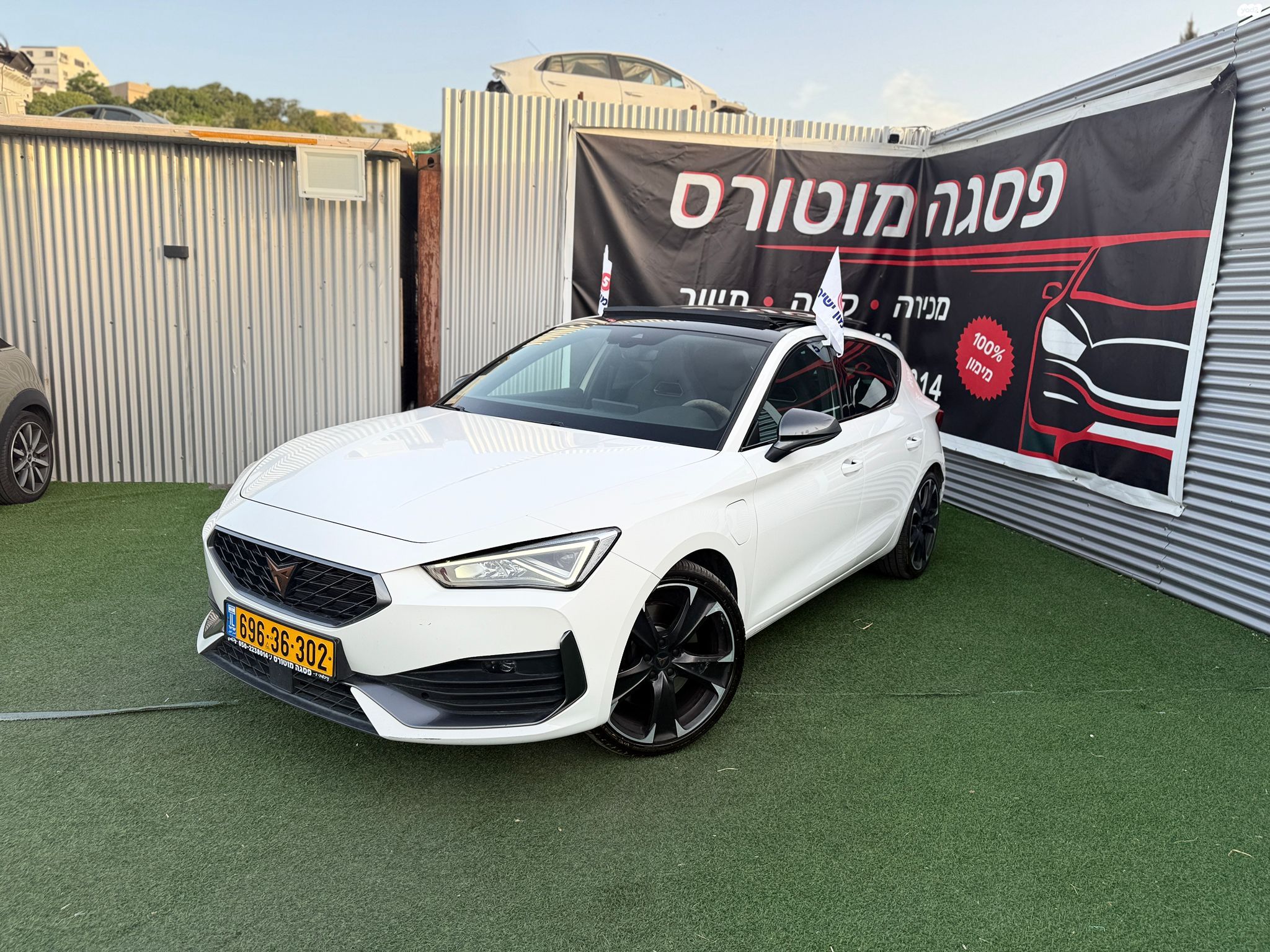 מודעת רכב קופרה לאון