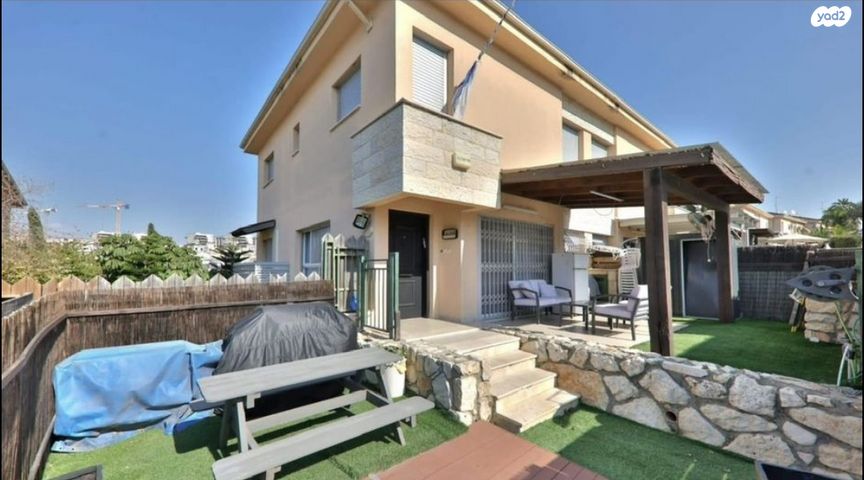 בית פרטי/ קוטג', מרק שאגאל 21, גבעת טל, קרית אתא