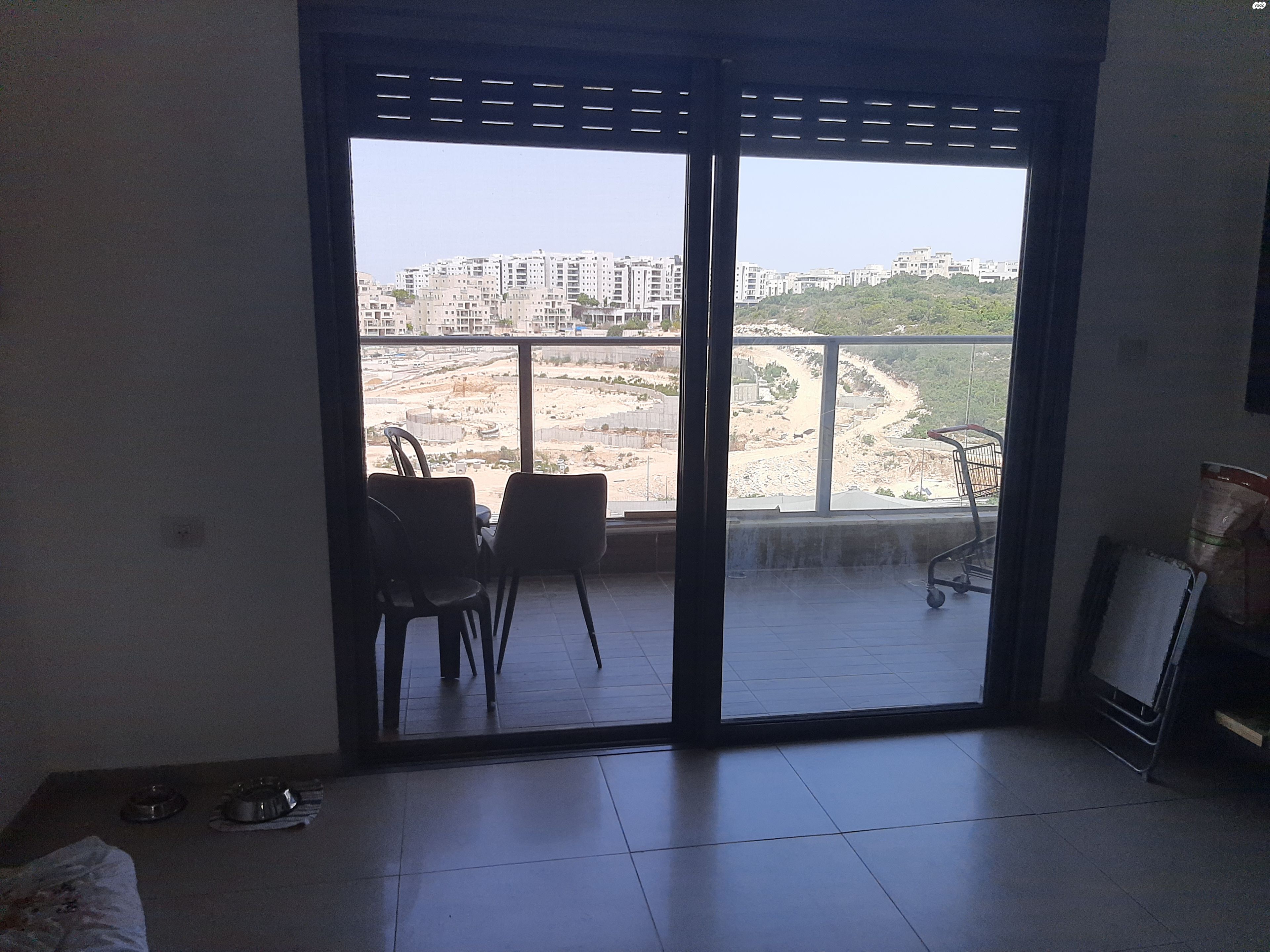 סביון 27