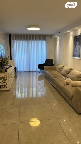 דירת גן, קרן היסוד 40, רובע ד', אשדוד