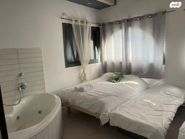 בית פרטי/ קוטג', הברושים, חוסן