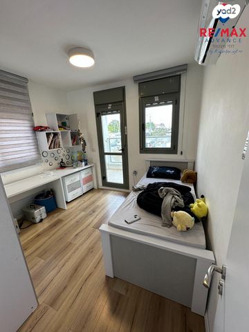 בית פרטי/ קוטג', הרב יצחק שניארסון, המחנה הצבאי, קרית מלאכי