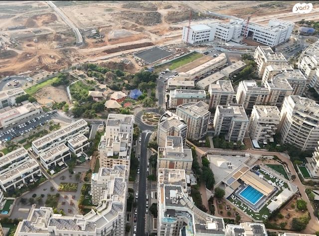 הגוש הגדול, רמת אביב החדשה, נופי ים