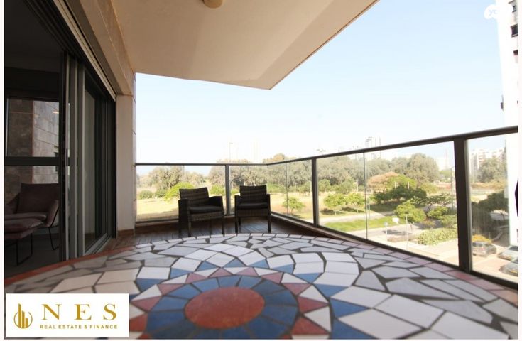 שדרות האגמים 