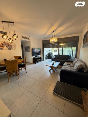 דירה, ז'בוטינסקי, בן גוריון, אזור