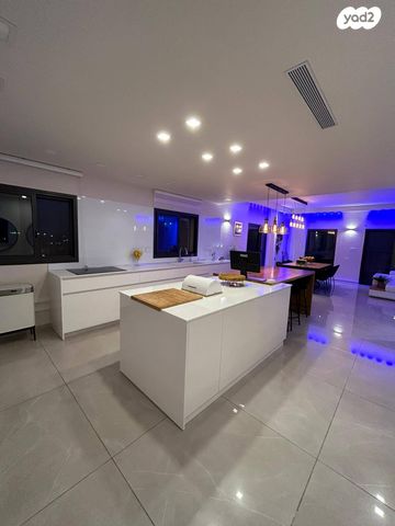 גג/ פנטהאוז, בלפור, עיר, מרכז העיר, נהריה