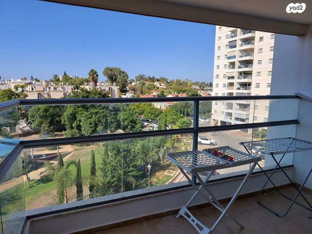 דירה, הנחל, רמות ויצמן, יבנה