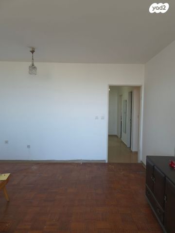 דירה, ד"ר ארתור בירם, רמת אלמוגי, חיפה