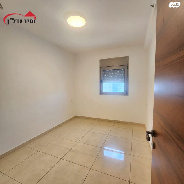 דירה, אמיר דרורי, חולון