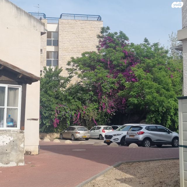 דירה, אור עקיבא