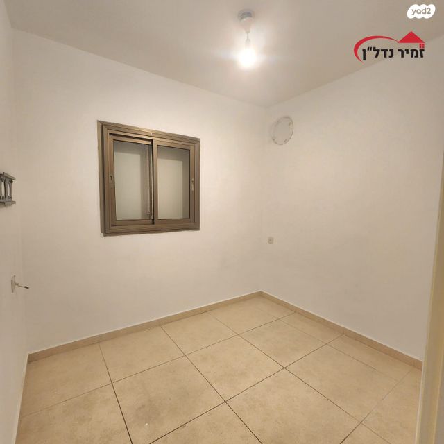 דירה, אמיר דרורי, חולון