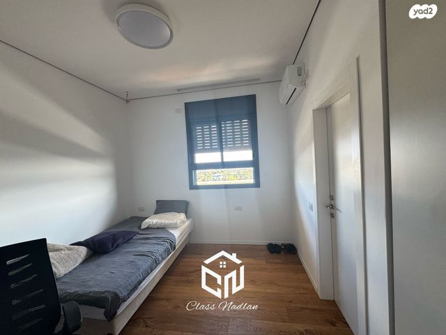 גג/ פנטהאוז, רמת אפעל, רמת גן