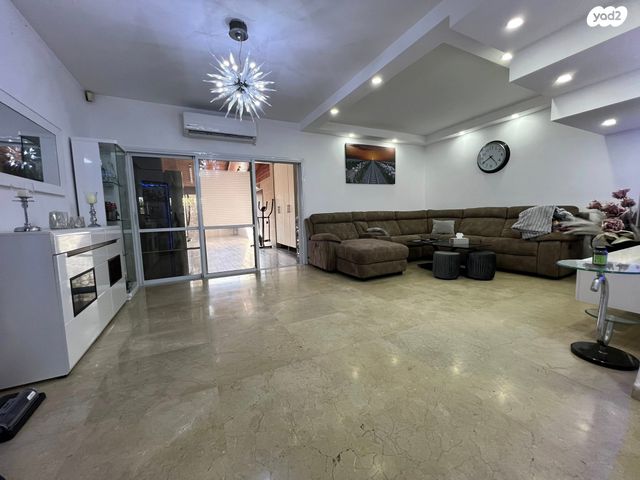 דירת גן, קרית ים ב', קרית ים