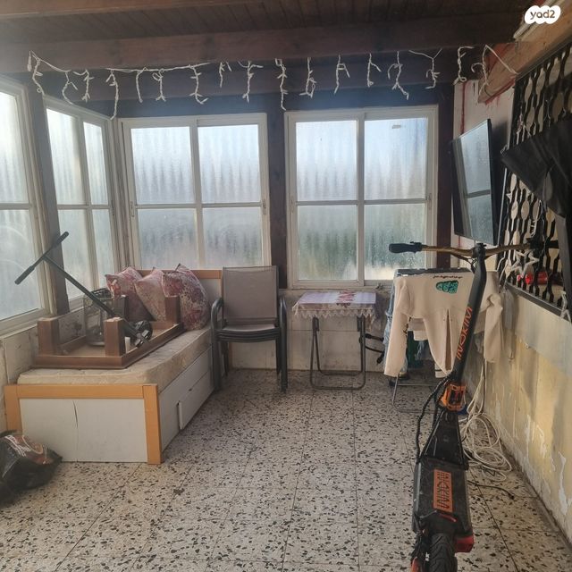 דירה, אור עקיבא