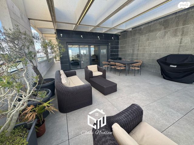 גג/ פנטהאוז, רמת אפעל, רמת גן