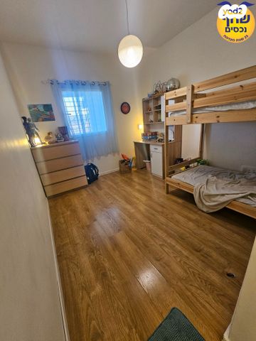 דירת גן, רבי יוסי בן קיסמא, אלעד, אלעד