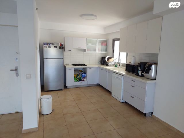 דירה, הנחל, רמות ויצמן, יבנה