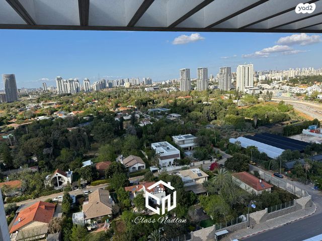 גג/ פנטהאוז, רמת אפעל, רמת גן