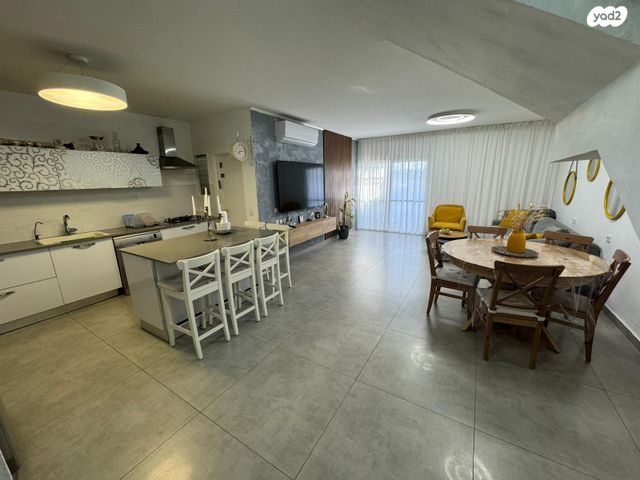 נאות המכבים