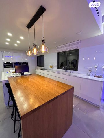 גג/ פנטהאוז, בלפור, עיר, מרכז העיר, נהריה