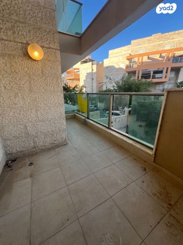 דירה, ישראל גלילי, רמות הרכס, באר שבע