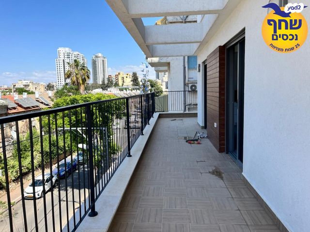 דירה, הפלמ"ח, רמת ורבר, פתח תקווה